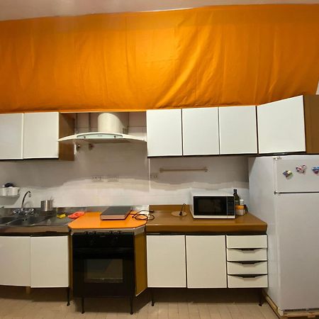 I Feel Orange Ξενοδοχείο Λενιάνο Εξωτερικό φωτογραφία